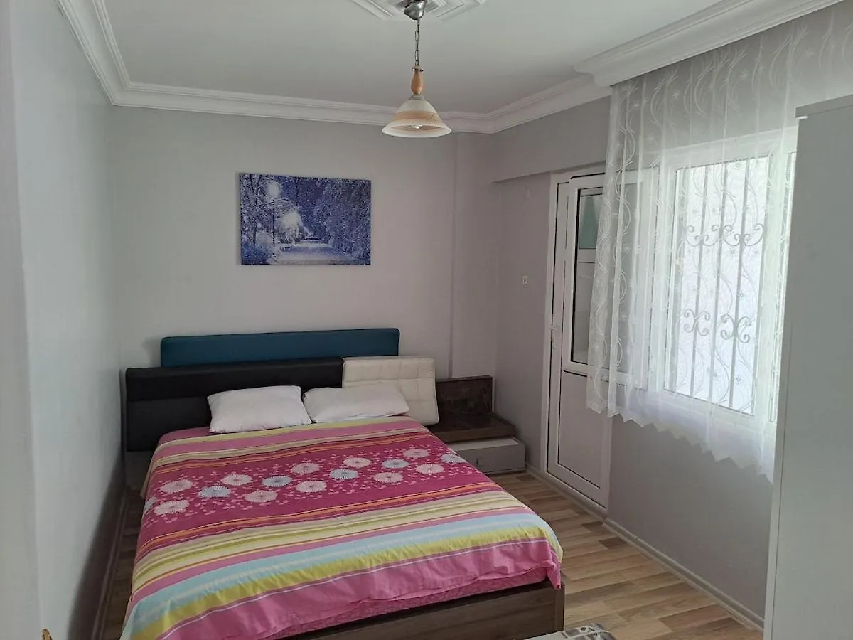 Kusadasi Deniz Yildizi Sitesi Havuzlu Turkey