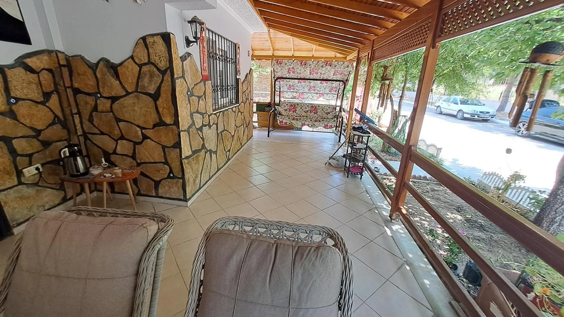 Kusadasi Deniz Yildizi Sitesi Havuzlu