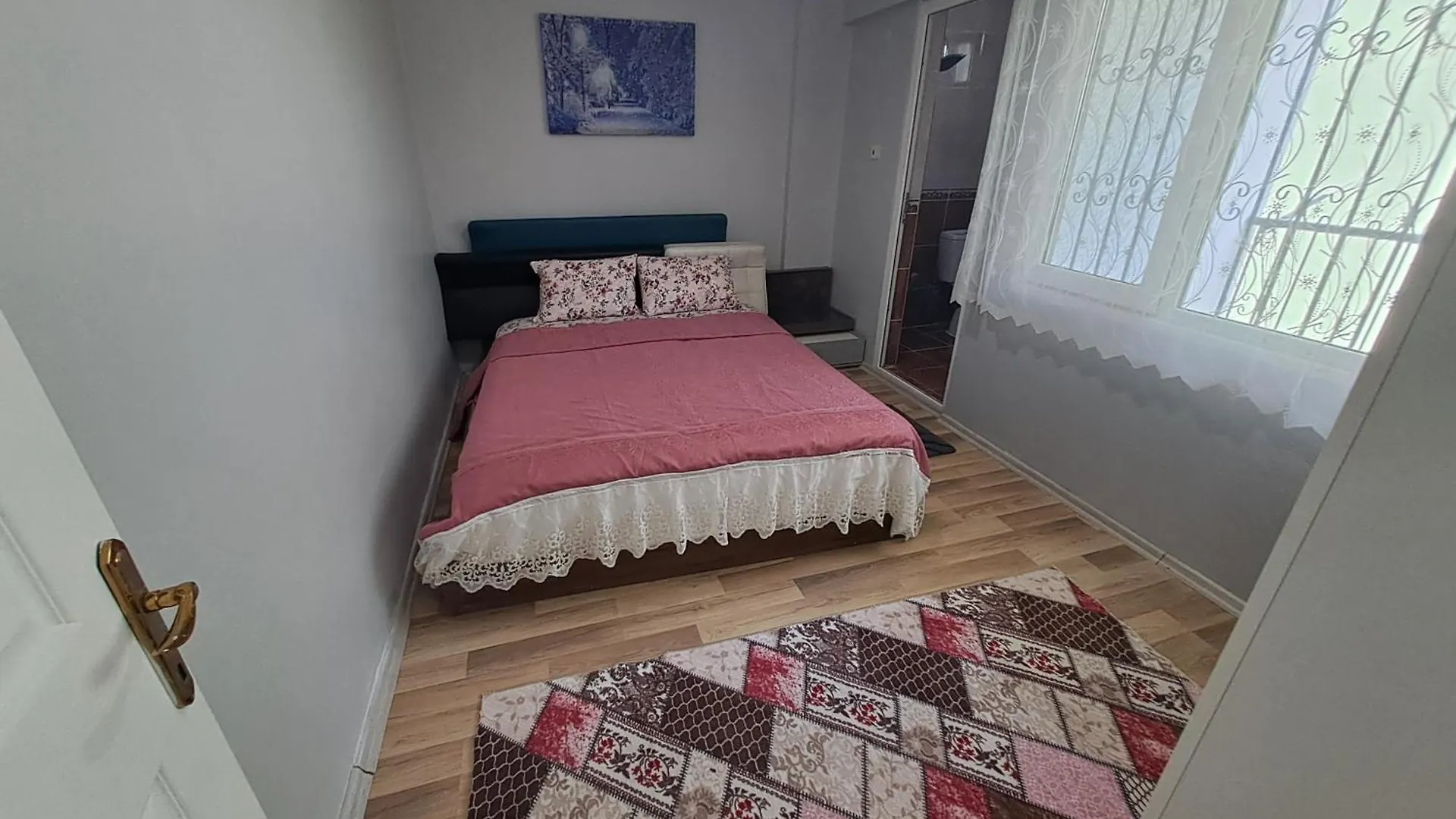 Kusadasi Deniz Yildizi Sitesi Havuzlu