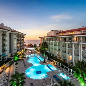 4* Отель Ramada & By Wyndham